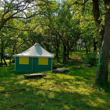 Camping Le Bel Air Mobil Home Le Cornouiller 4 Personnes Limogne-en-Quercy Eksteriør billede